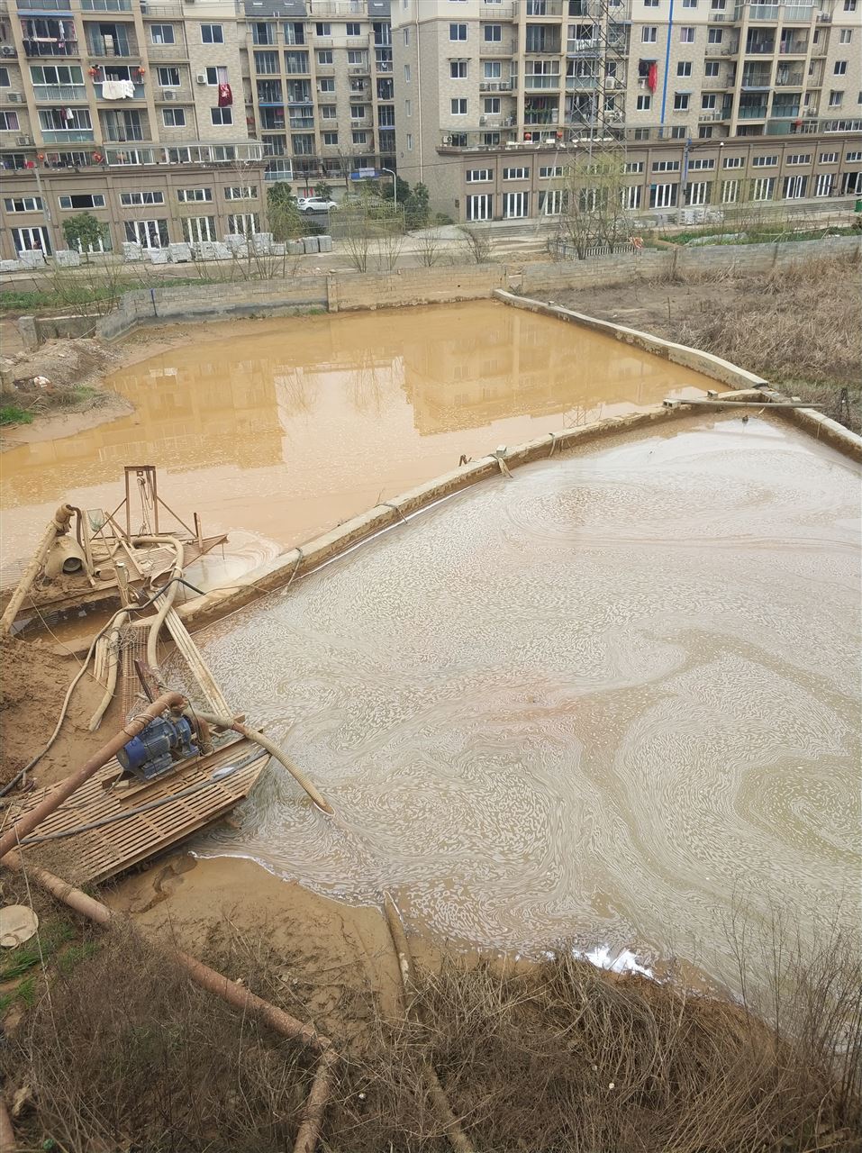宏伟沉淀池淤泥清理-厂区废水池淤泥清淤