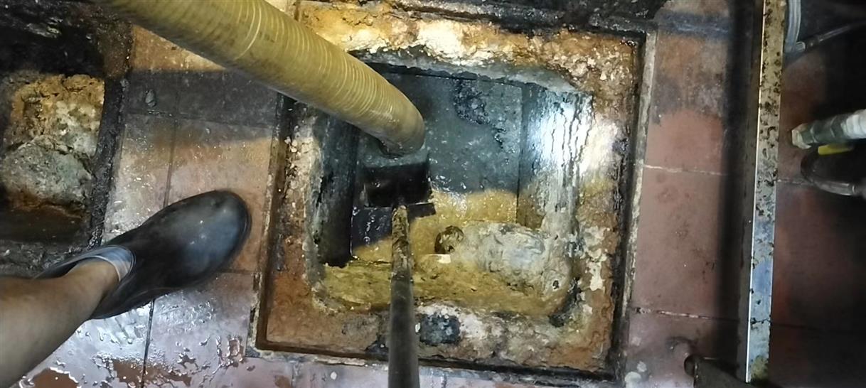 宏伟污水池清理一般都有毒气，怎么预防中毒呢？